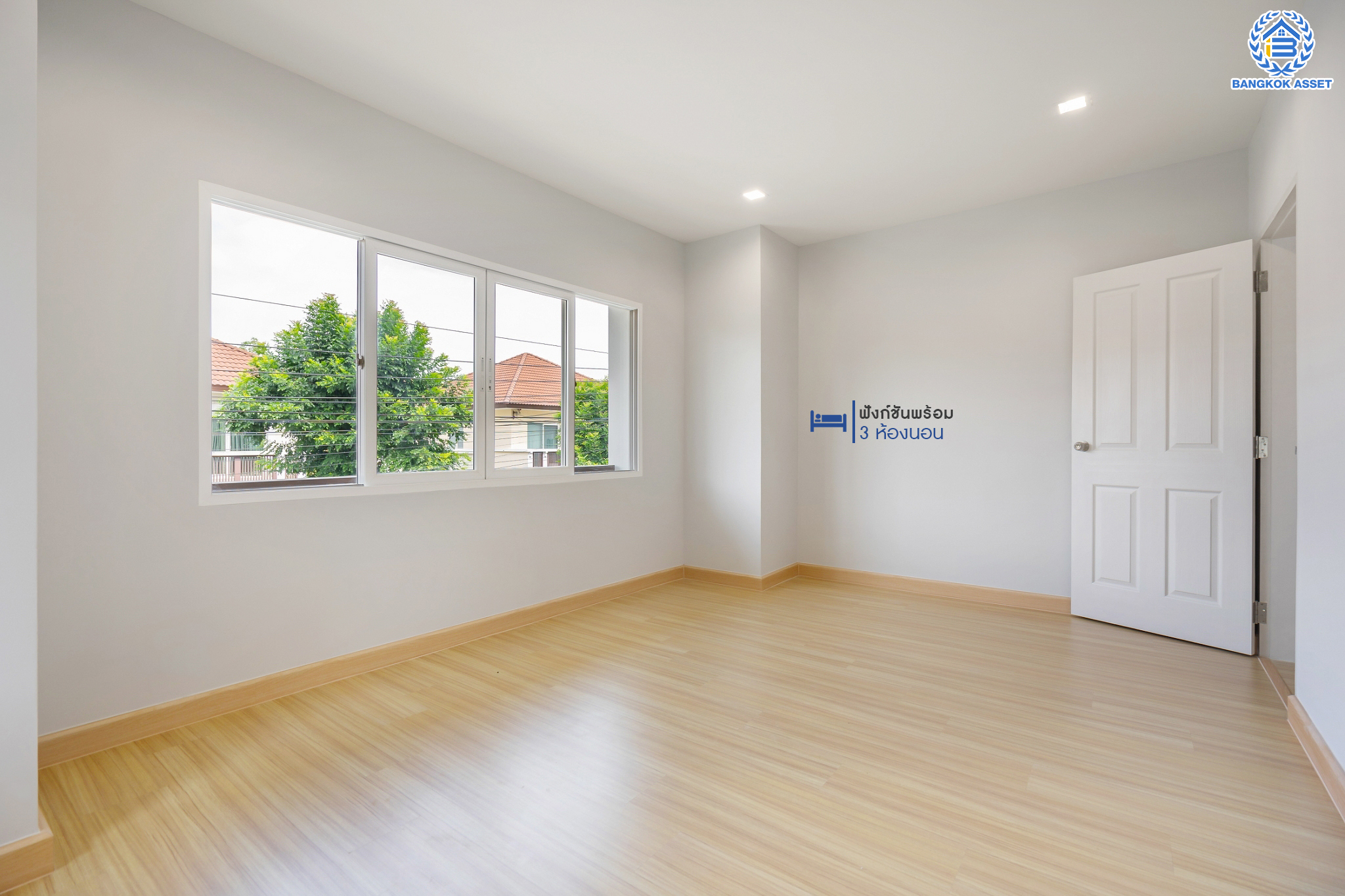 บ้านมือสองตกแต่งใหม่ ม.เดอะเซนโทร วัชรพล บ้านเดี่ยวจากแบรนด์ AP เนื้อที่ 56 ตร.ว. ฟังก์ชัน 3 ห้องนอน 3 ห้องน้ำ จอดรถได้ 2 คัน Facilities ครบครัน บนทำเลเชื่อมต่อหลายเส้นทาง ถ.รามอินทรา ถ.สายไหม และ ถ.พหลโยธิน ใกล้สนามบินดอนเมือง ทางด่วน "รามอินทรา" และรถไฟฟ้าสายสีเขียว "สถานีคูคต"